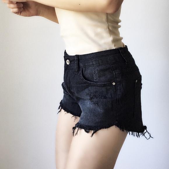 BLACK DISTRESSED DENIM SHORTS - Picture 6 of 9